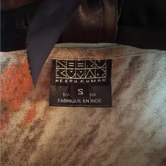 NEERU KUMAR Wool Tunic Soft Light - Picture 4 of 13